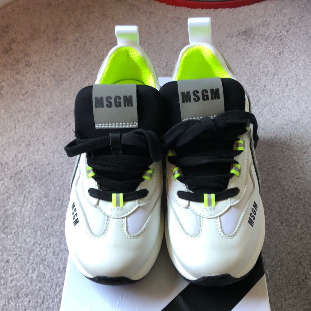 Kids super nice sneakers